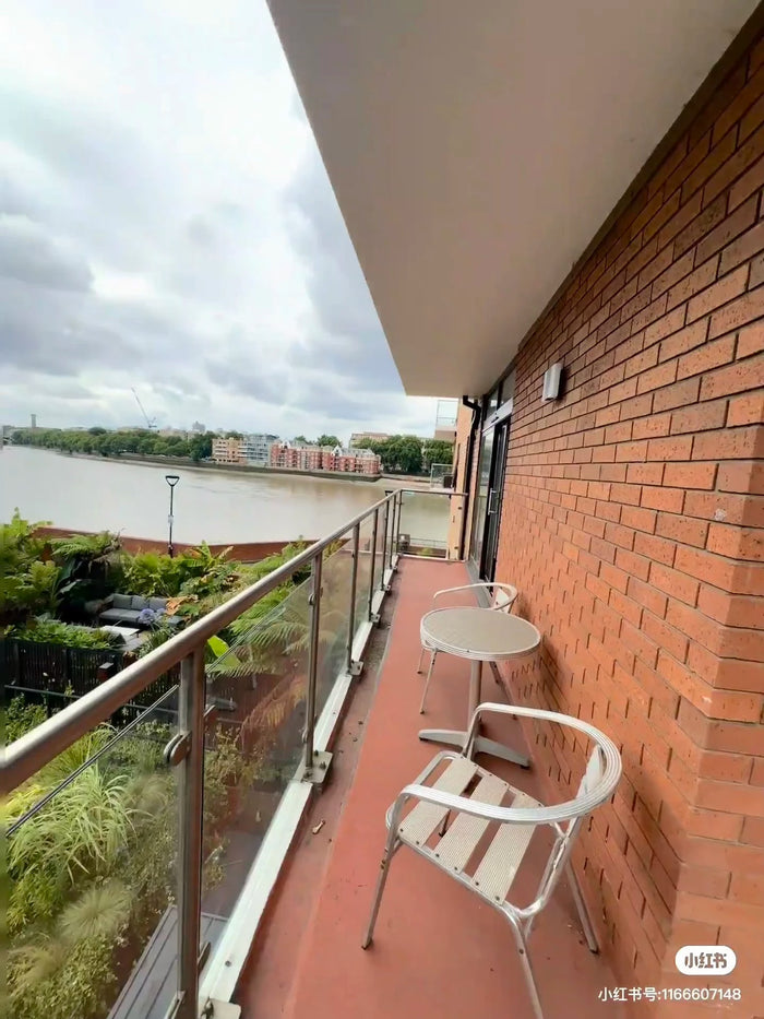 Cosy Convenient Thames View 2b2b Flat - Image 5