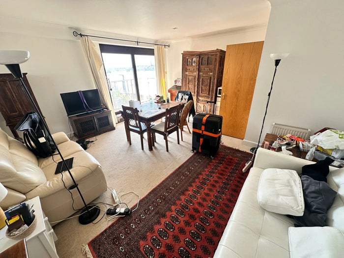 Cosy Convenient Thames View 2b2b Flat - Image 2