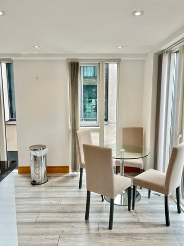 Cosy Home in Central London - Image 2
